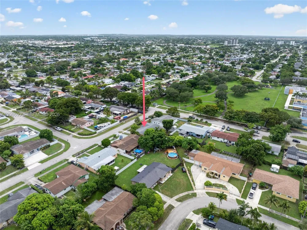 19920 SW 118th Pl Miami, FL 33177