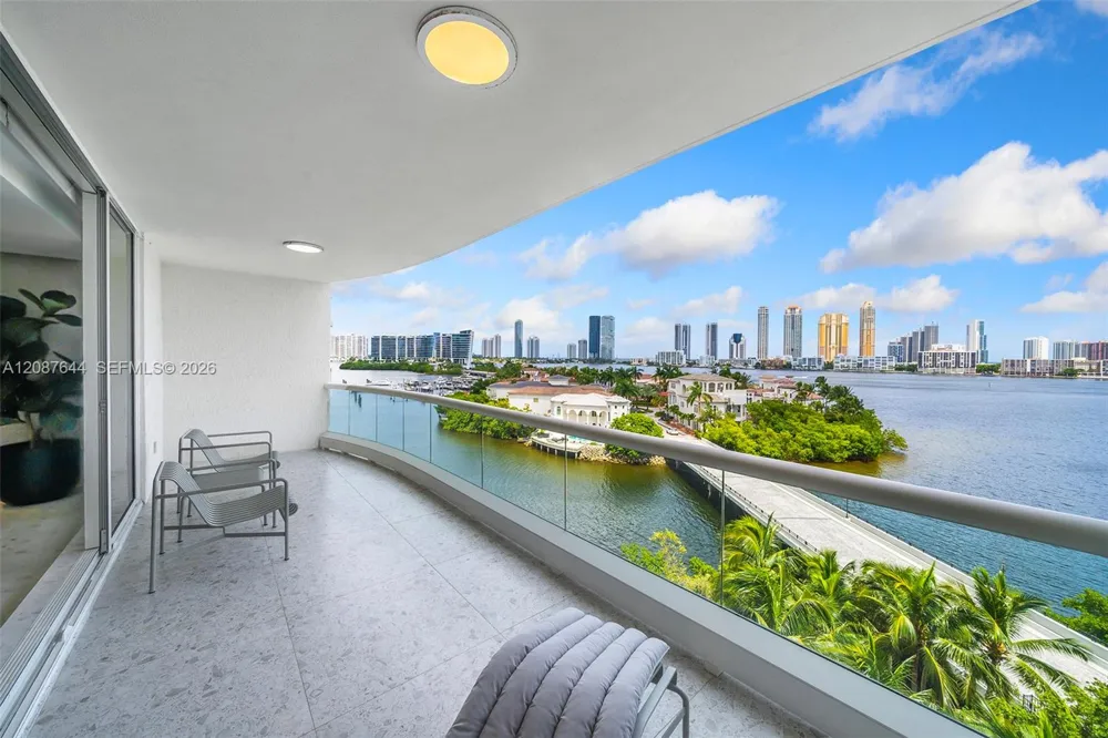 6000 Island Blvd #707 Aventura, FL 33160