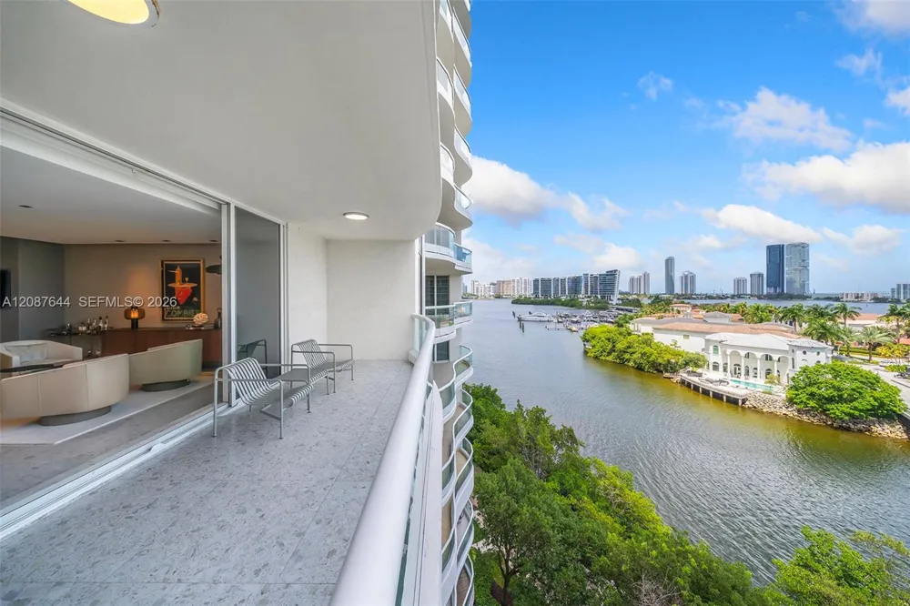 6000 Island Blvd #707 Aventura, FL 33160