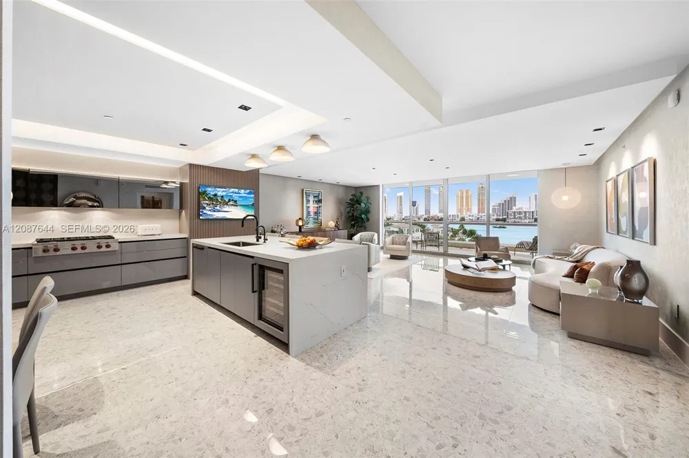 6000 Island Blvd #707 Aventura, FL 33160