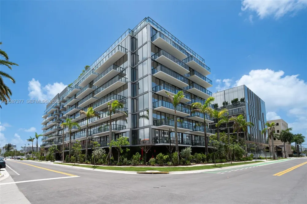 1176 97th St #201 Bay Harbor Islands, FL 33154