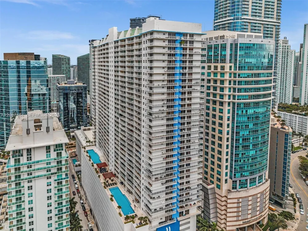 1200 Brickell Bay Dr #2119 Miami, FL 33131