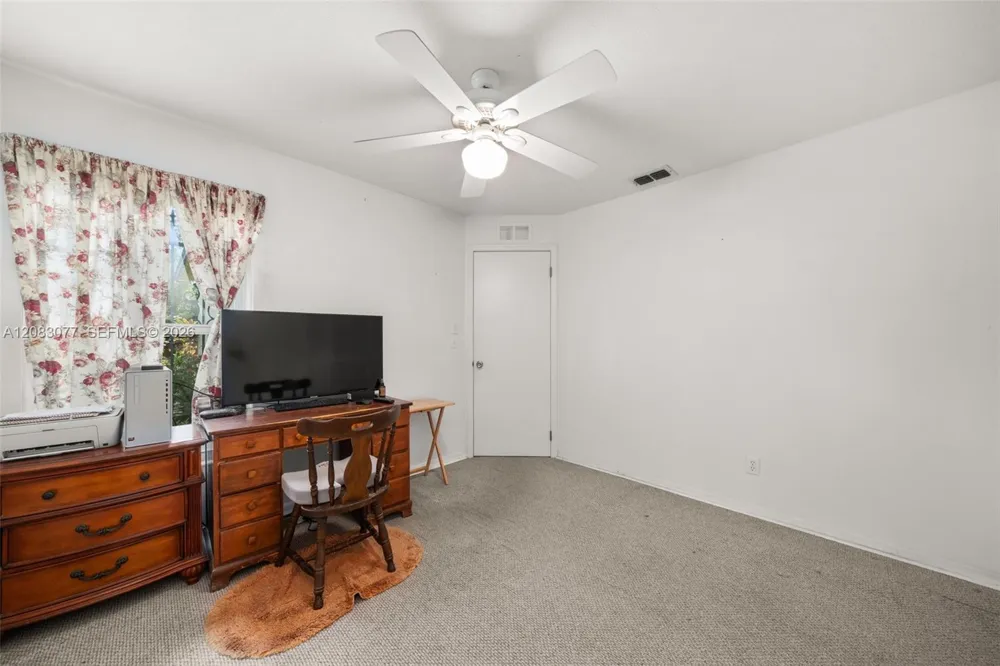 580 Summer Hill Drive Lake Placid, FL 33852