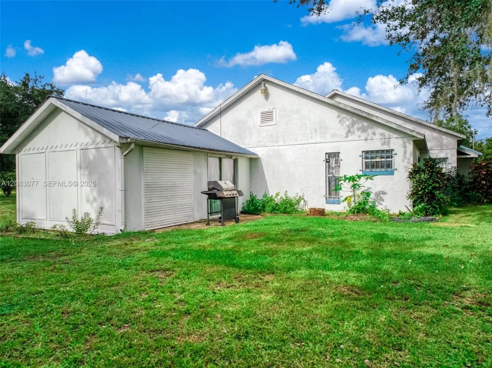 580 Summer Hill Drive Lake Placid, FL 33852
