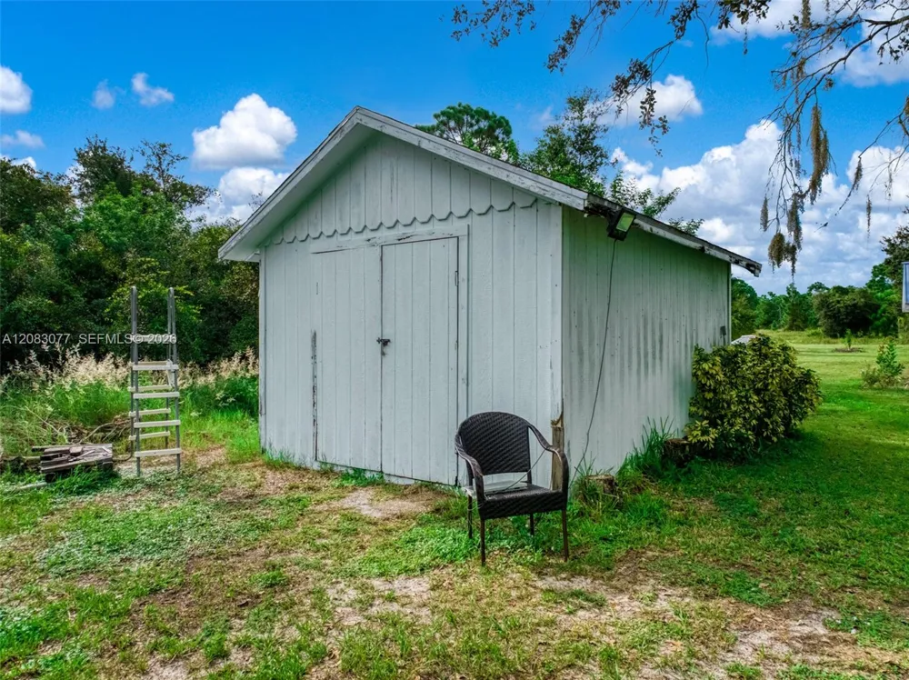 580 Summer Hill Drive Lake Placid, FL 33852