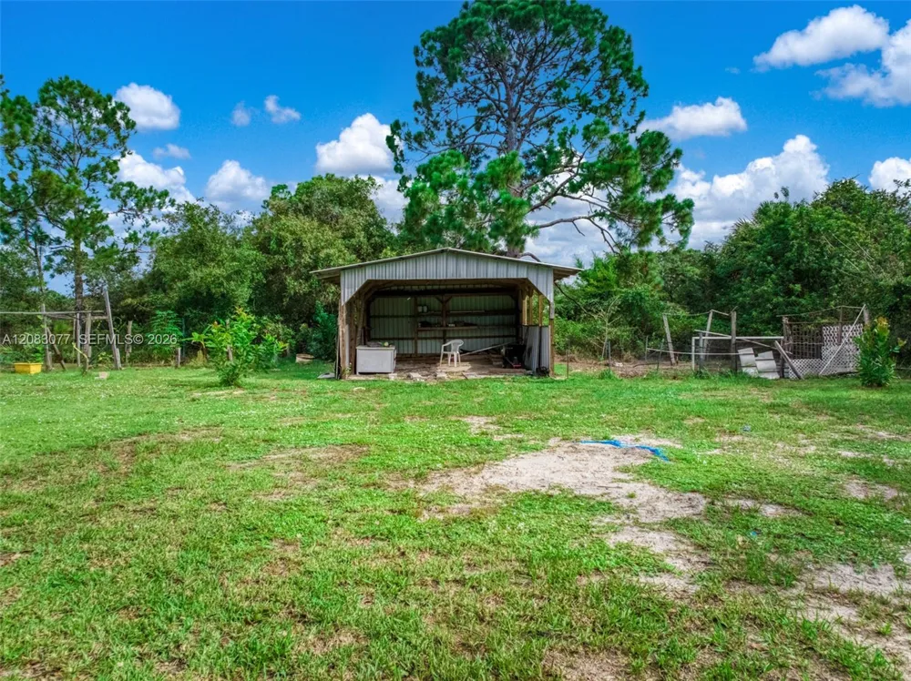 580 Summer Hill Drive Lake Placid, FL 33852