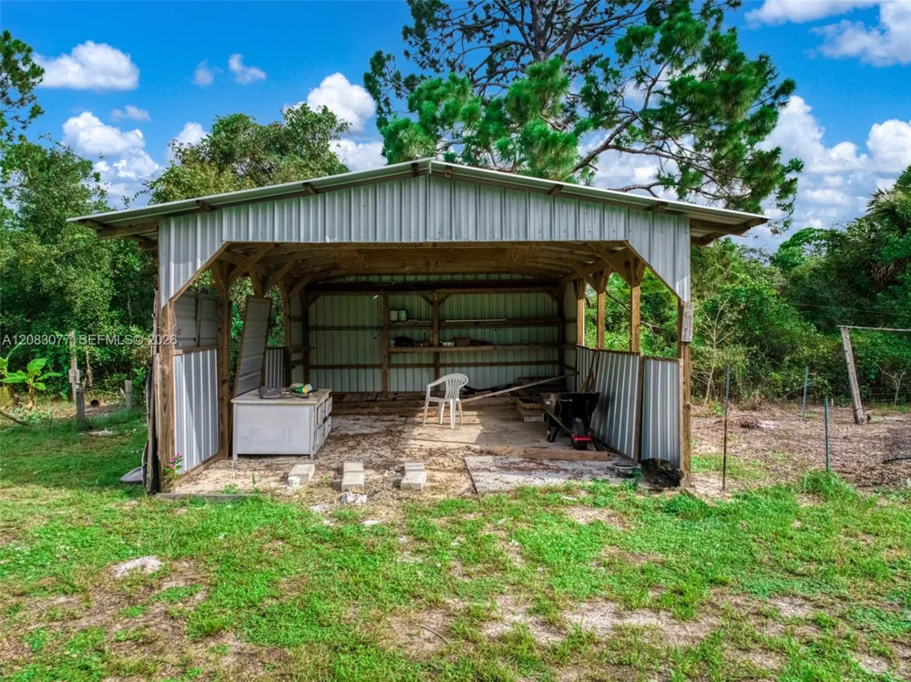 580 Summer Hill Drive Lake Placid, FL 33852