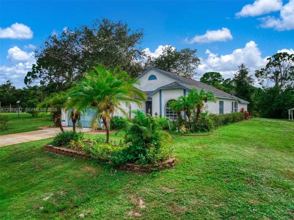 580 Summer Hill Drive Lake Placid, FL 33852