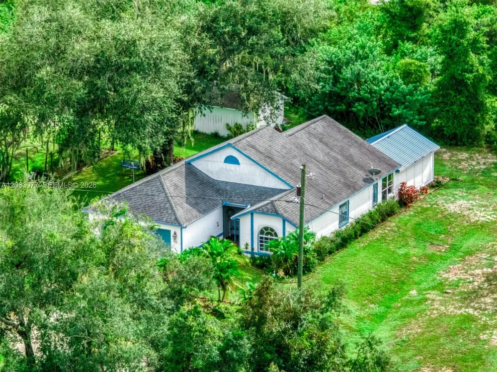 580 Summer Hill Drive Lake Placid, FL 33852