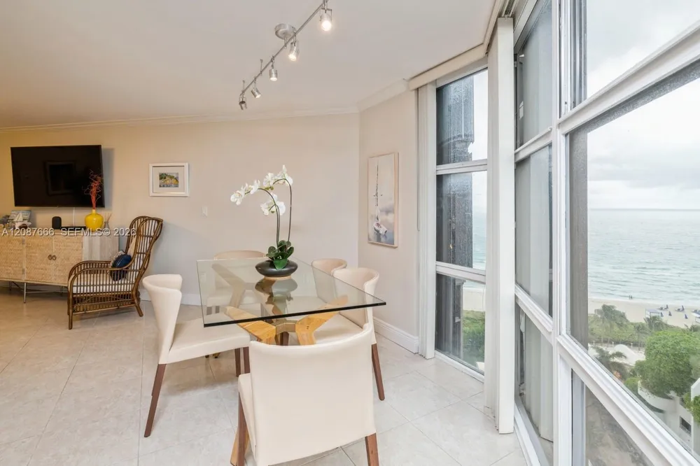 6423 Collins Ave #1201 Miami Beach, FL 33141