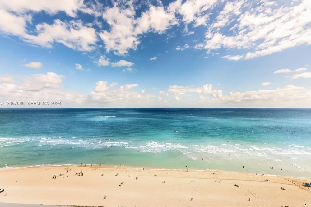 6423 Collins Ave #1201 Miami Beach, FL 33141