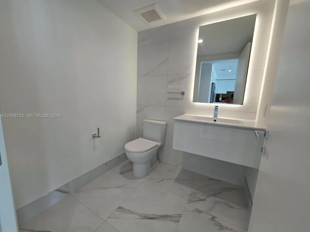 1170 E Hallandale Beach Blvd #1105 Hallandale Beach, FL 33009