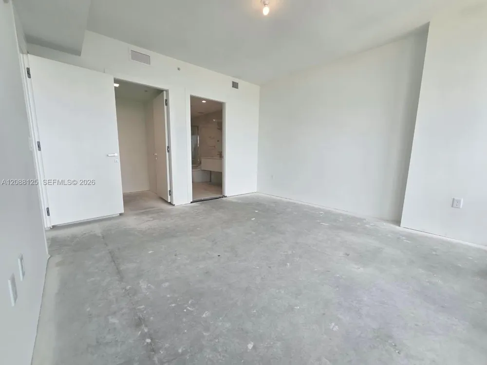 1170 E Hallandale Beach Blvd #1105 Hallandale Beach, FL 33009