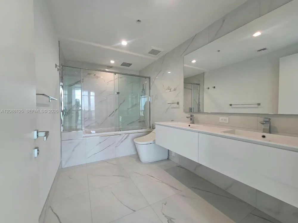 1170 E Hallandale Beach Blvd #1105 Hallandale Beach, FL 33009
