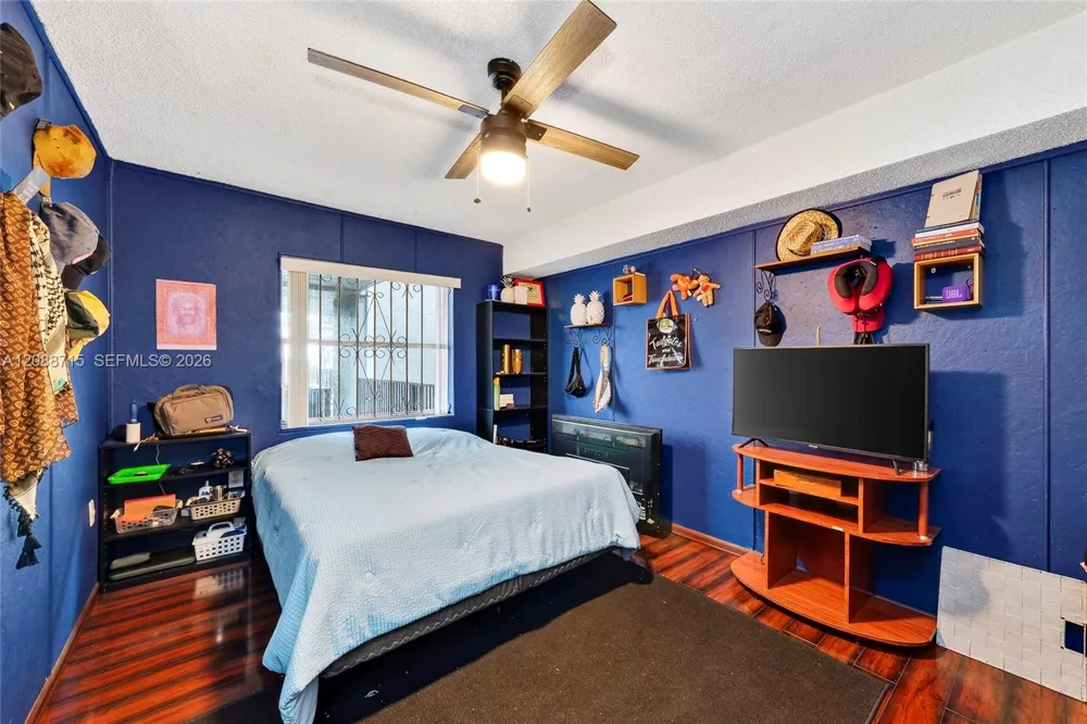 305 W 68th St #419 Hialeah, FL 33014