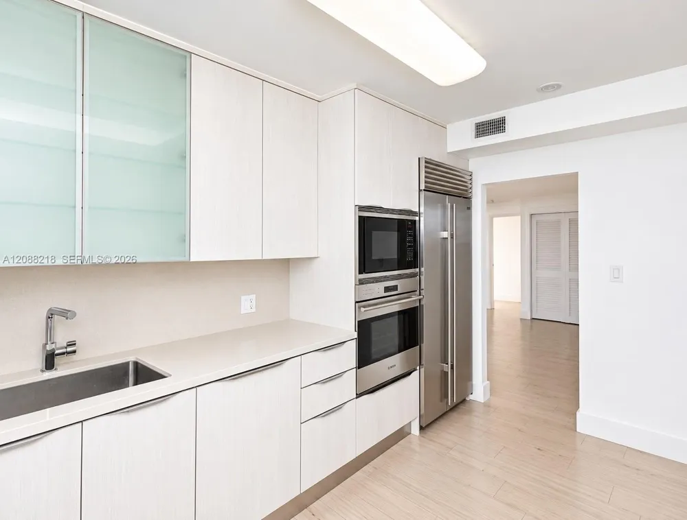 10185 Collins Ave #1017 Bal Harbour, FL 33154