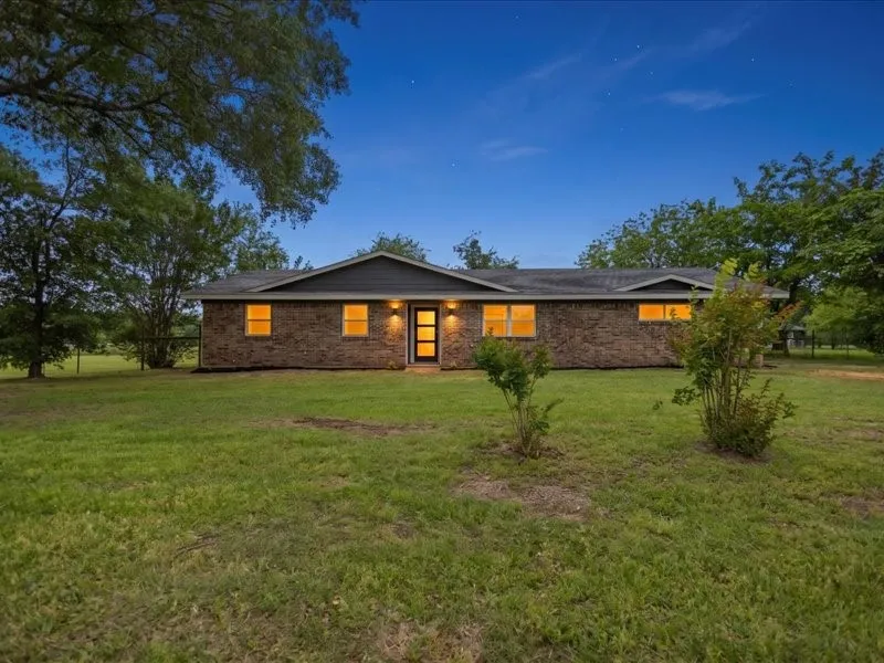 3901 Fm 1395 Wills Point, TX 75169