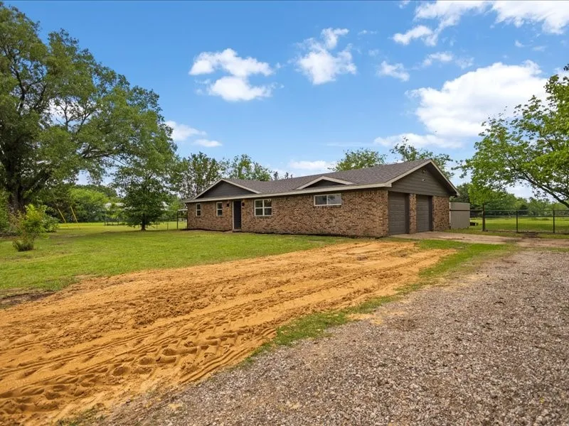 3901 Fm 1395 Wills Point, TX 75169