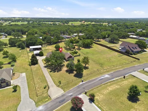 109 Crestwood Lane