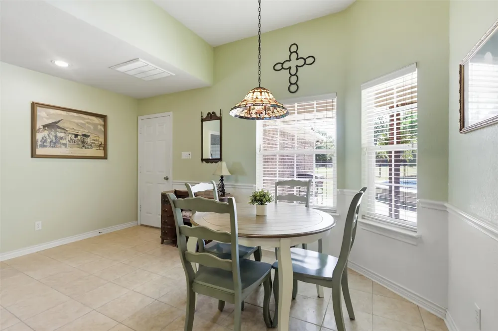 109 Crestwood Lane Springtown, TX 76082