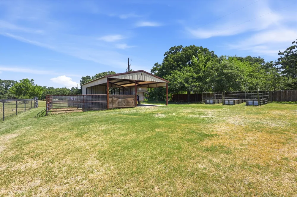 109 Crestwood Lane Springtown, TX 76082
