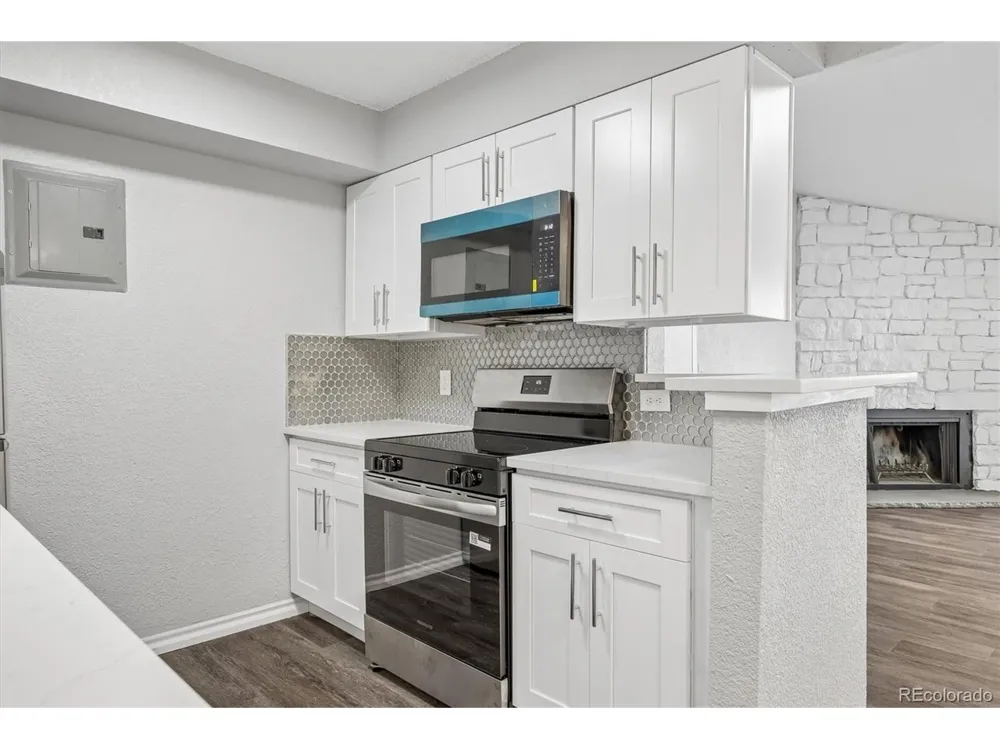 7000 W 20th Avenue #206 Lakewood, CO 80214