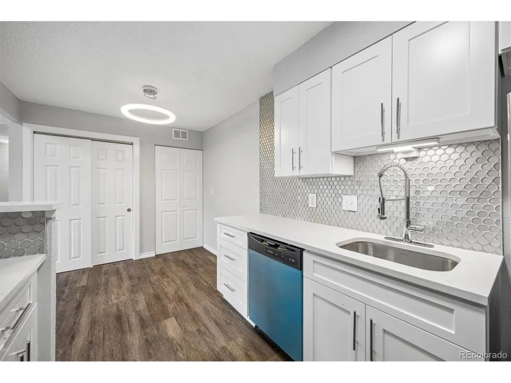 7000 W 20th Avenue #206 Lakewood, CO 80214