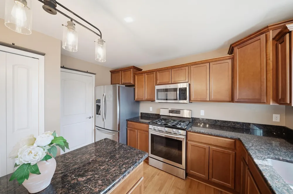4122 Ash Tree Lane Howell, MI 48843