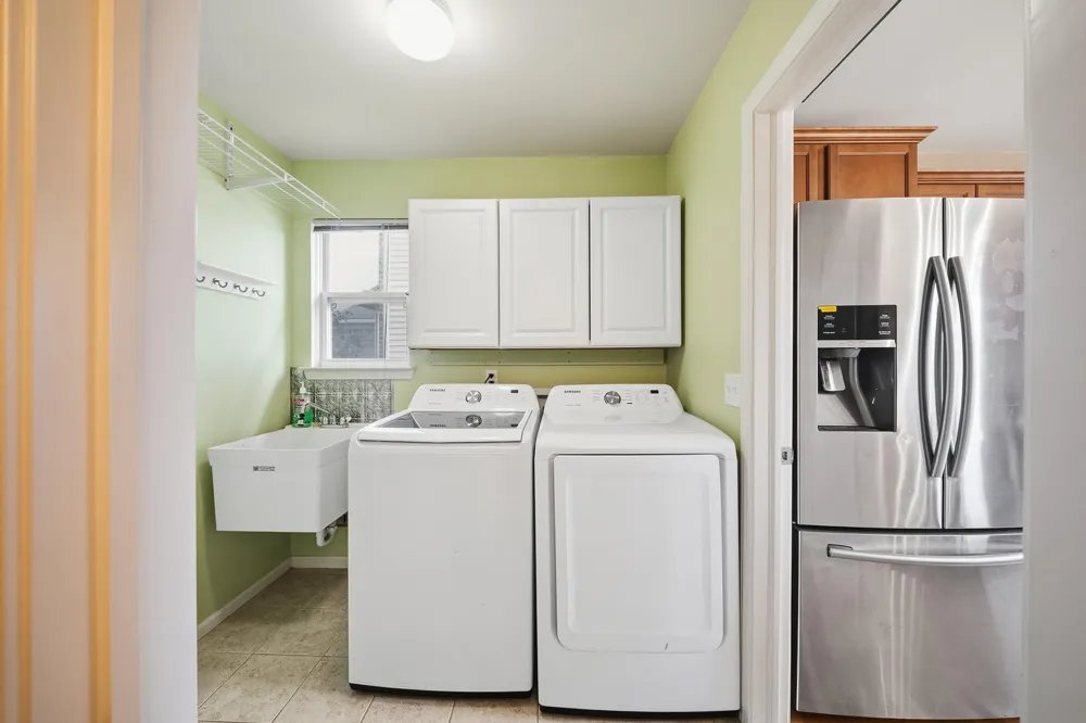 4122 Ash Tree Lane Howell, MI 48843