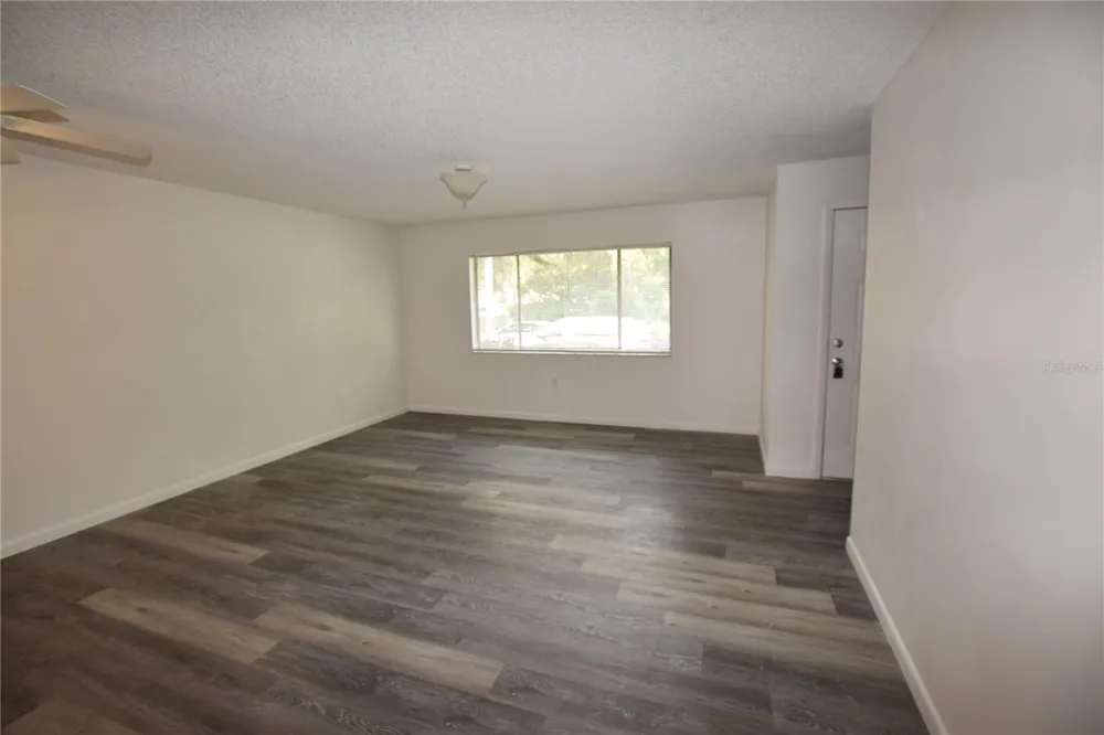 906 SUMTER STREET Leesburg, FL 34748
