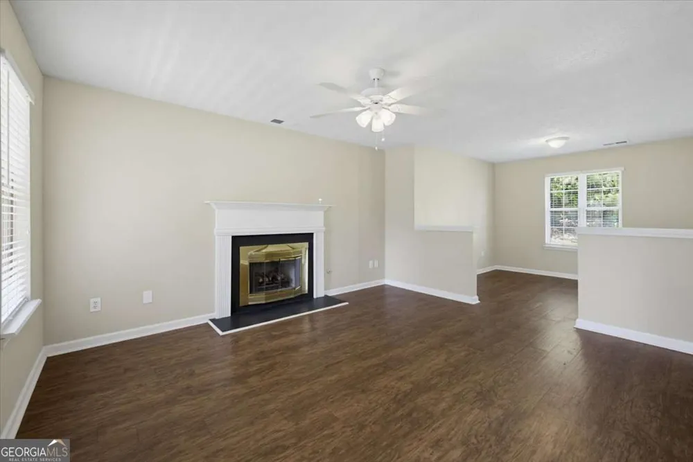4869 Noah RDG Acworth, GA 30101