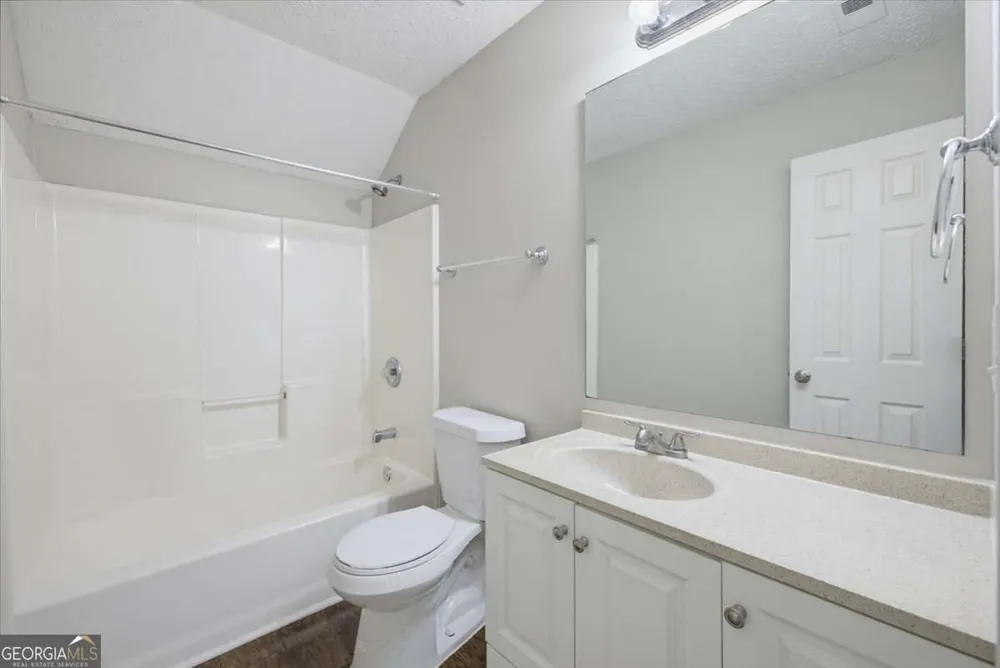 4869 Noah RDG Acworth, GA 30101