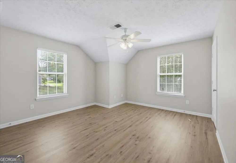 4869 Noah RDG Acworth, GA 30101