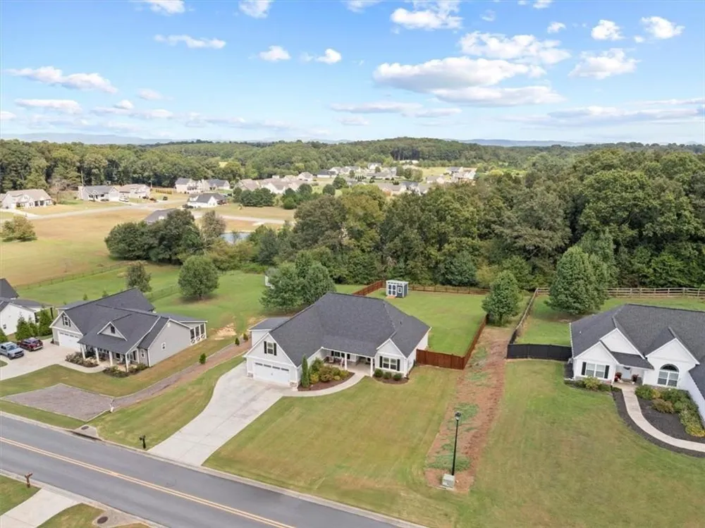 235 Willow Haven Street SE Calhoun, GA 30701
