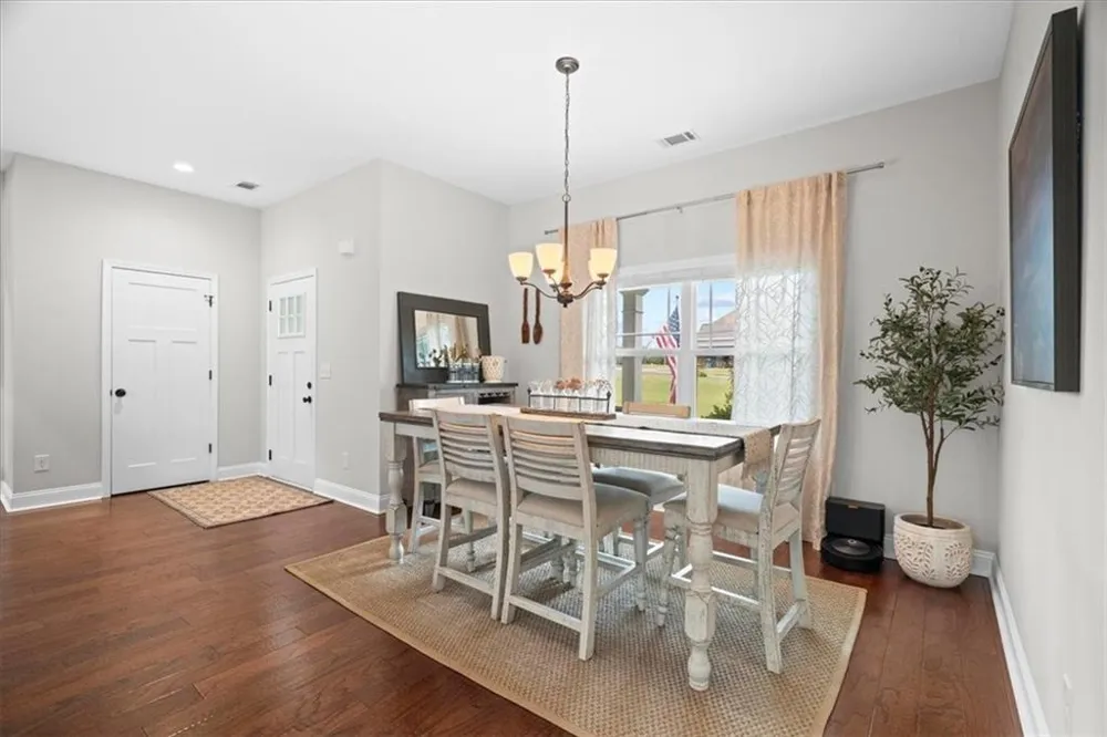 235 Willow Haven Street SE Calhoun, GA 30701