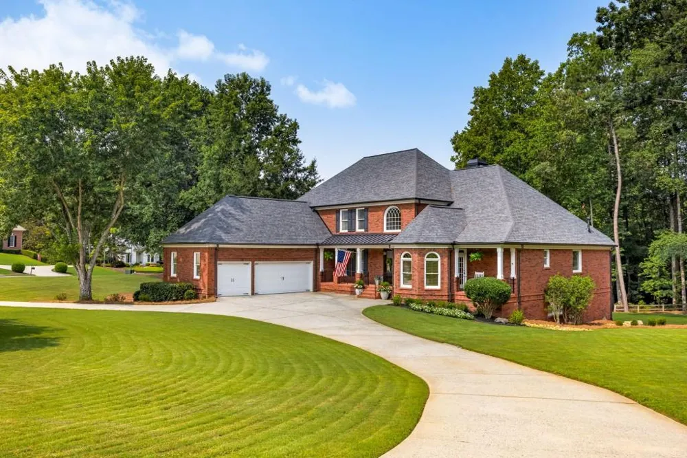 190 Oakhurst Leaf Drive Milton, GA 30004