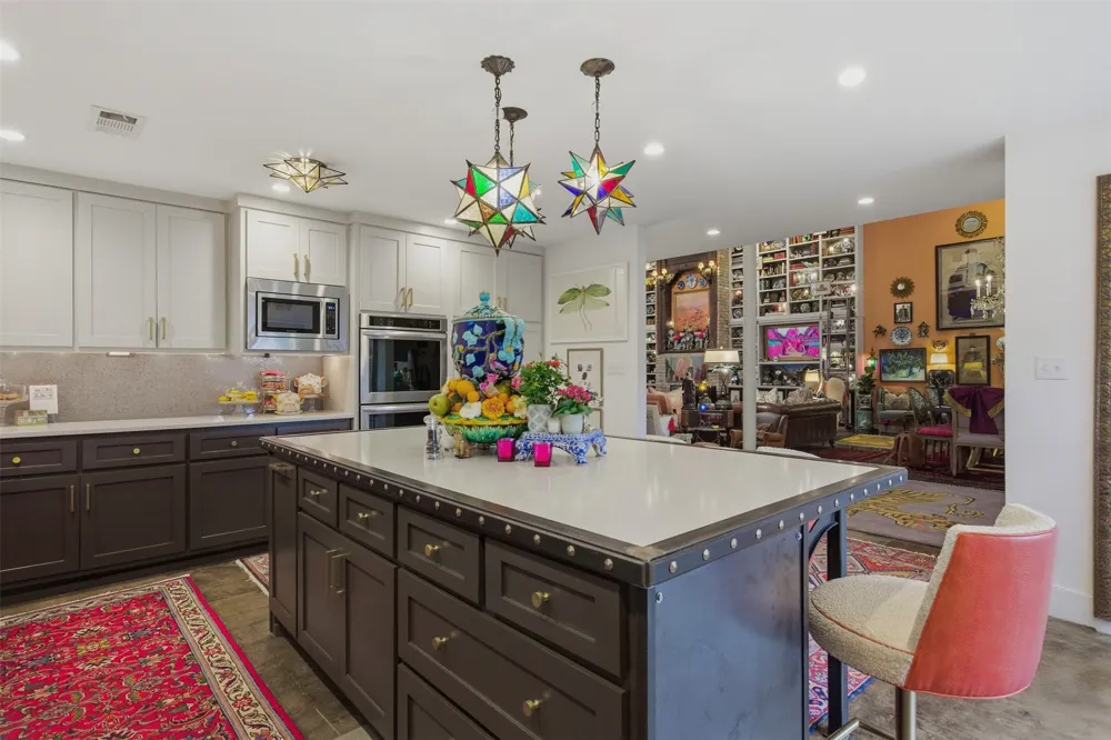 2303 Farrington Street #110 Dallas, TX 75207