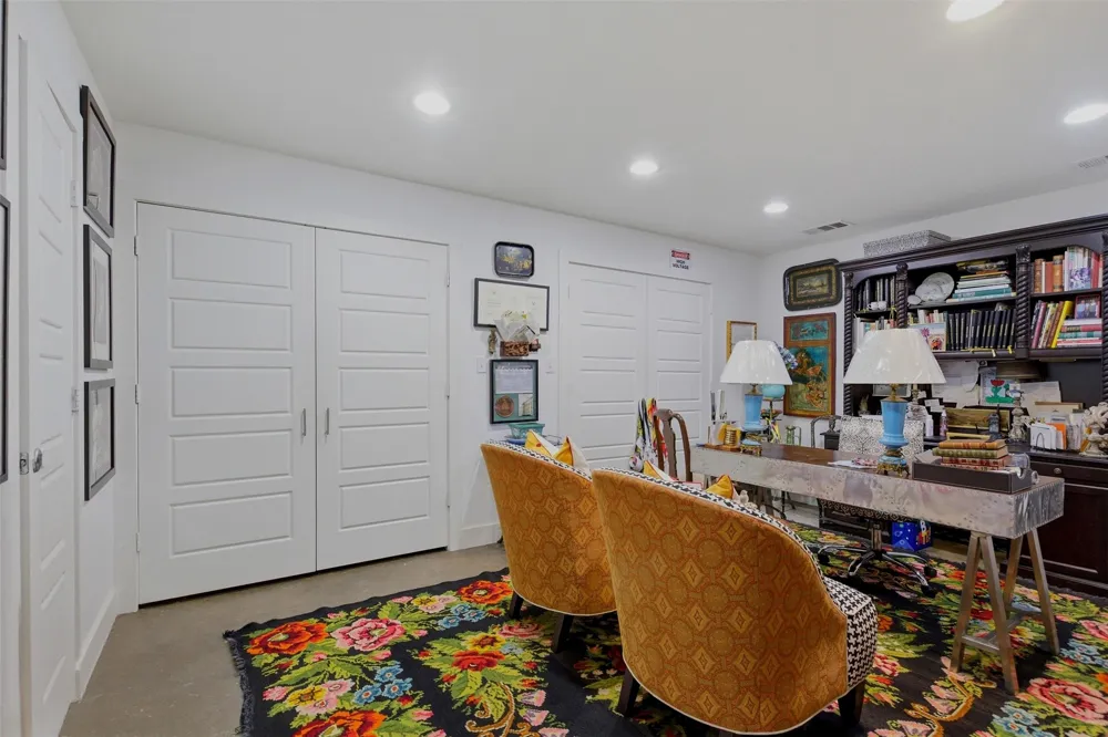 2303 Farrington Street #110 Dallas, TX 75207
