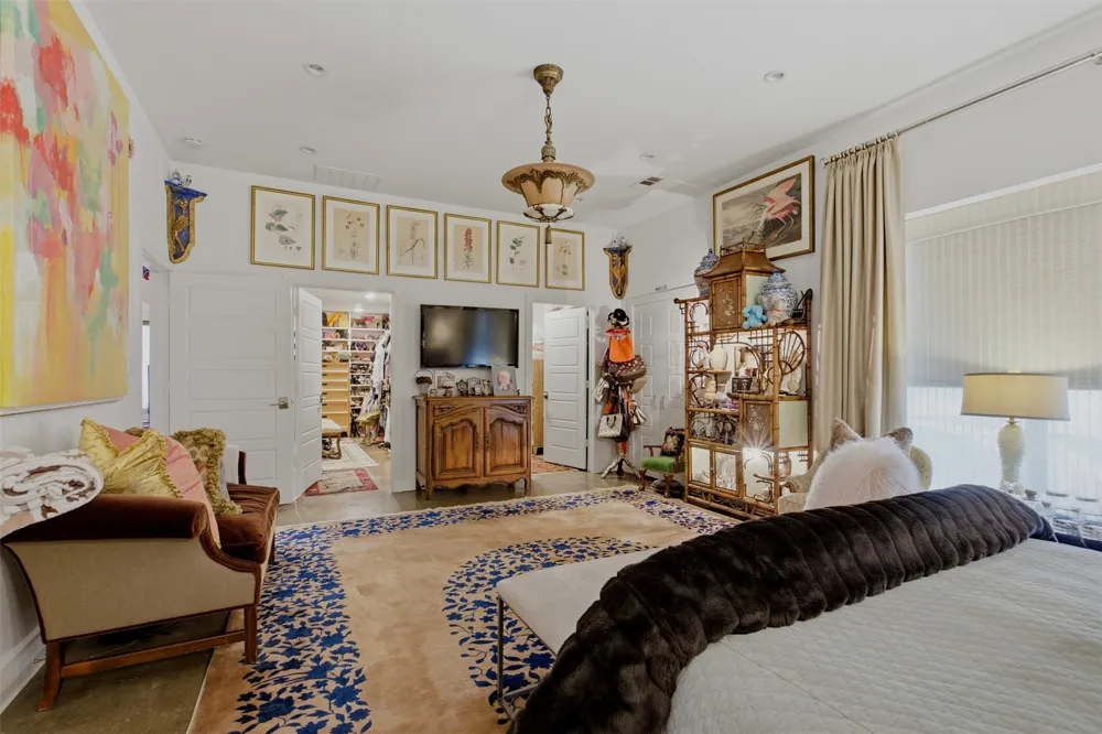 2303 Farrington Street #110 Dallas, TX 75207