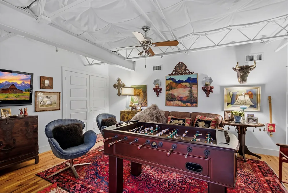 2303 Farrington Street #110 Dallas, TX 75207