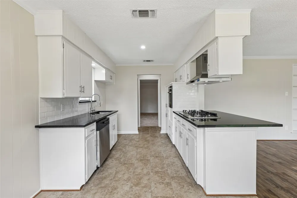 7440 Beckwood Drive Fort Worth, TX 76112