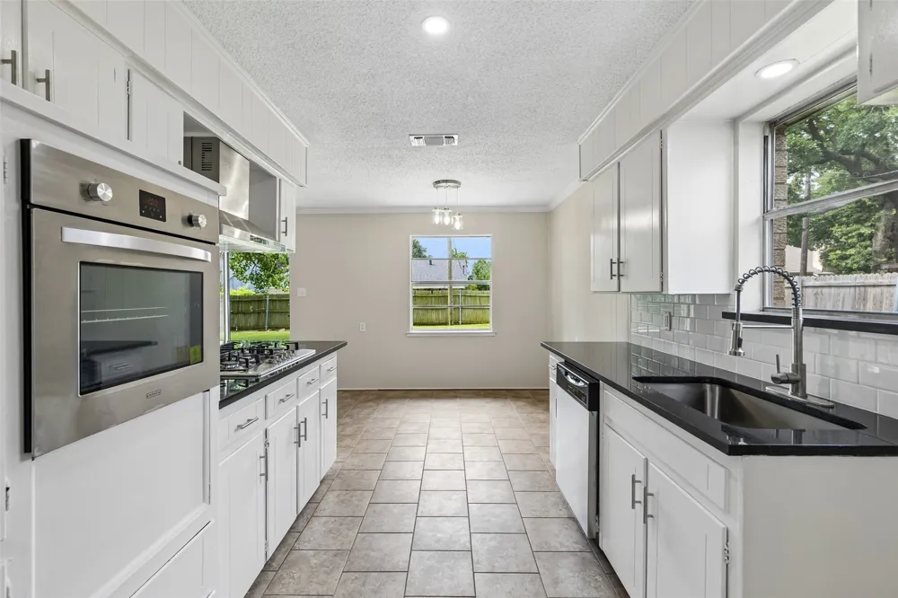 7440 Beckwood Drive Fort Worth, TX 76112