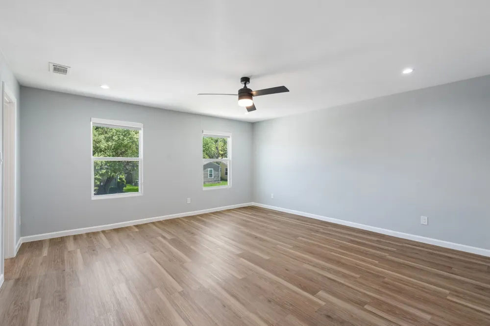 2728 Livingston Avenue Fort Worth, TX 76110