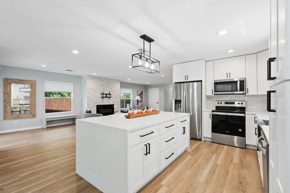 2728 Livingston Avenue Fort Worth, TX 76110