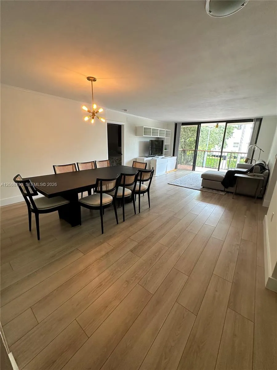 55 Ocean Lane Dr #2028 Key Biscayne, FL 33149