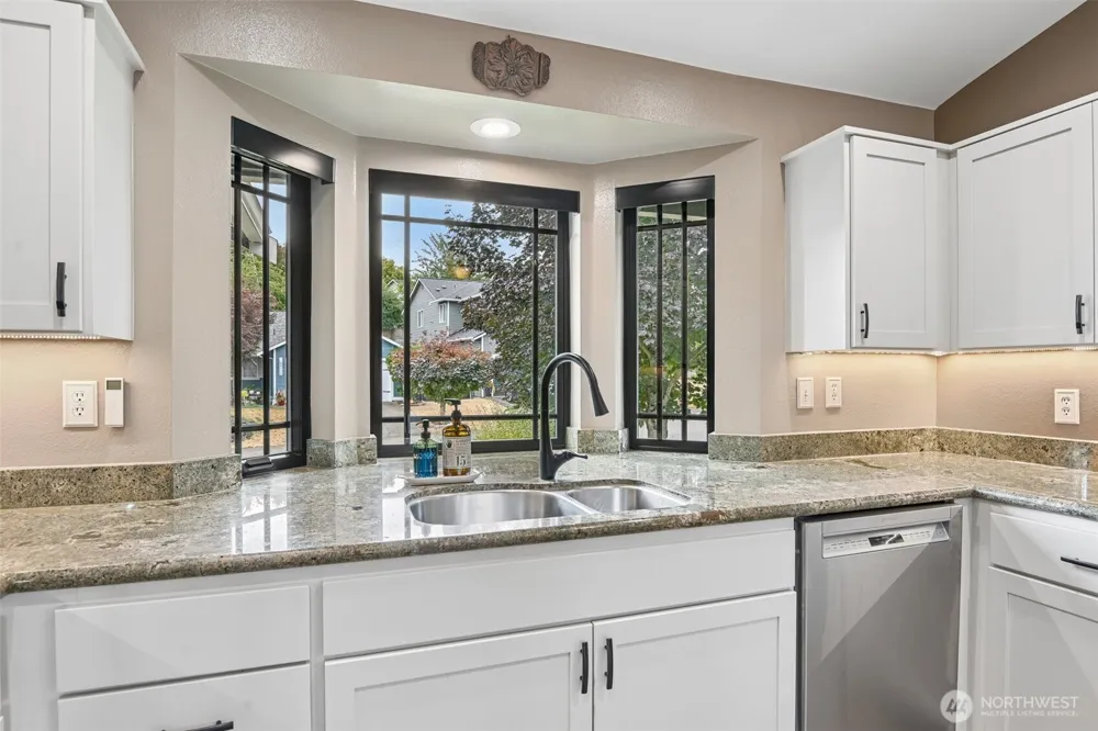 5117 Nathan Loop SE Auburn, WA 98092