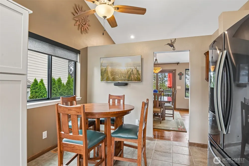 5117 Nathan Loop SE Auburn, WA 98092
