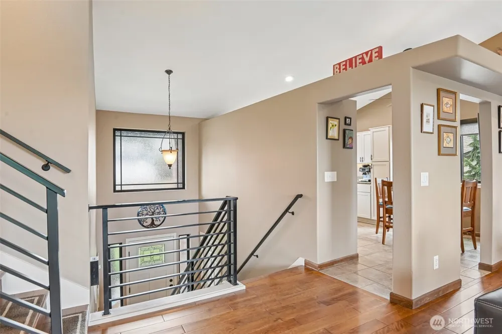 5117 Nathan Loop SE Auburn, WA 98092
