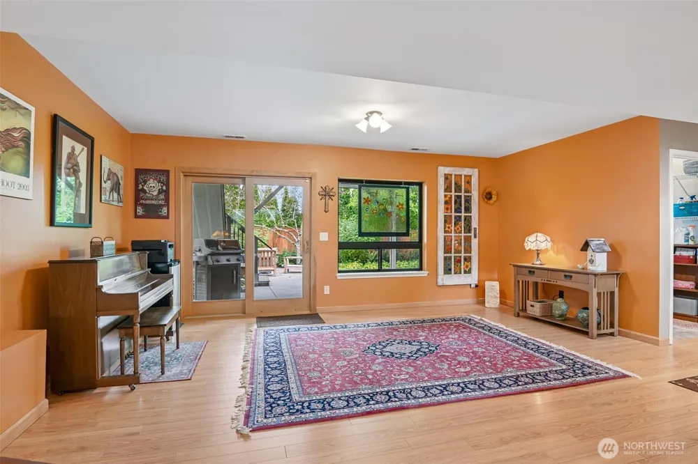 5117 Nathan Loop SE Auburn, WA 98092