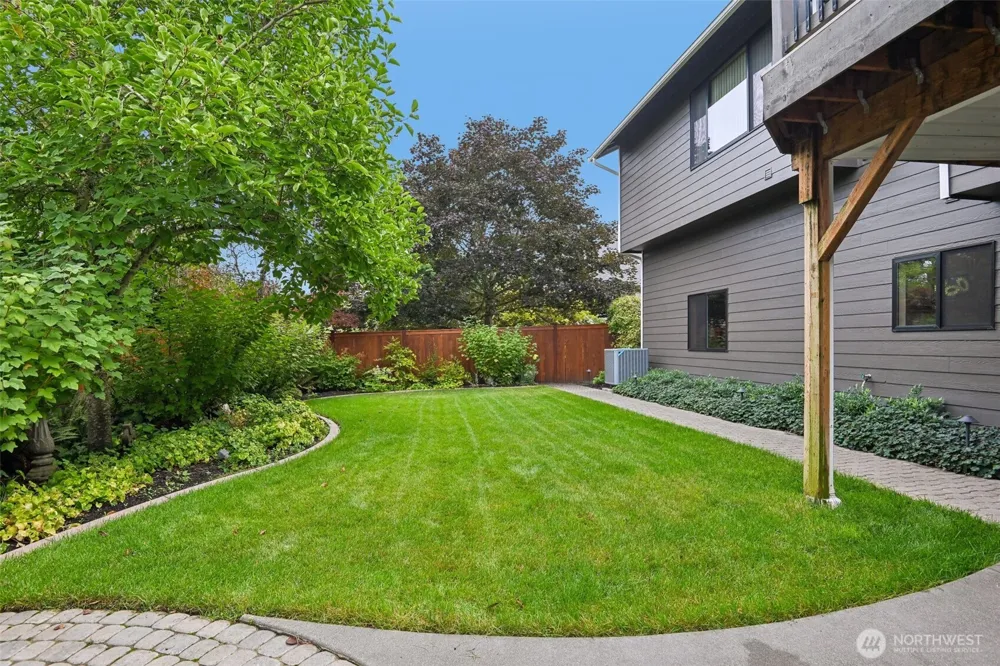 5117 Nathan Loop SE Auburn, WA 98092